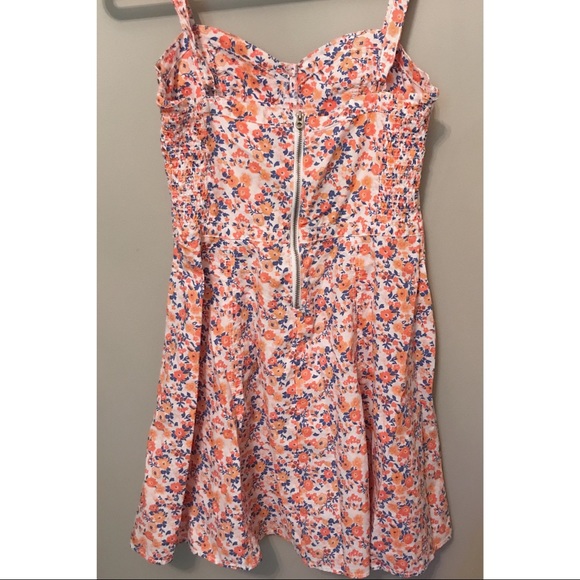 H&M Floral Dress Size 6 - Picture 2 of 2